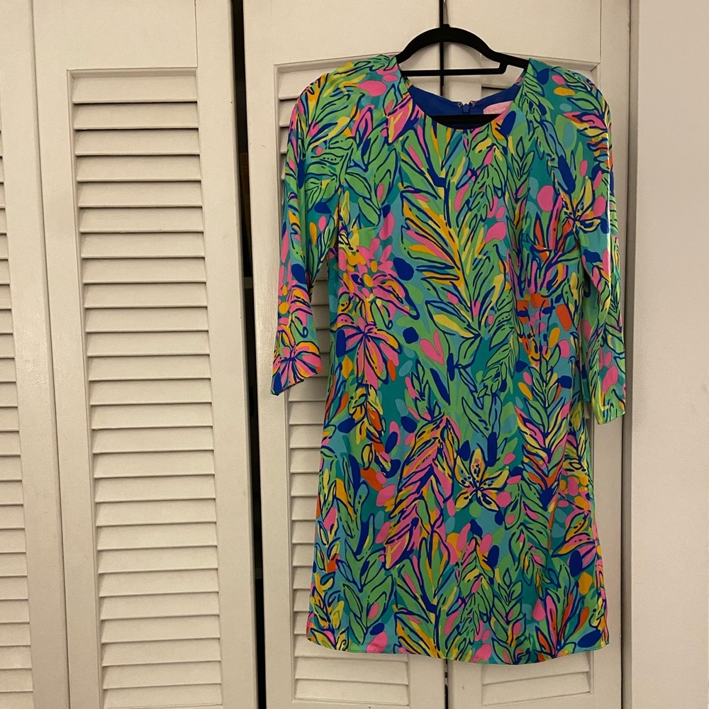 Lilly Pulitzer silk dress 3/4 sleeves, size 4 - Picture 3 of 5